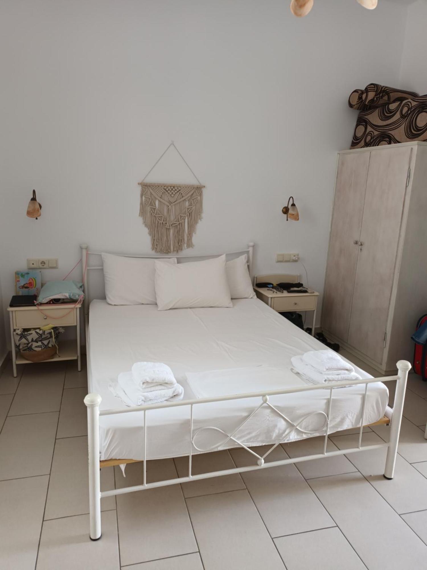 Theofanis Studios Agia Anna  المظهر الخارجي الصورة